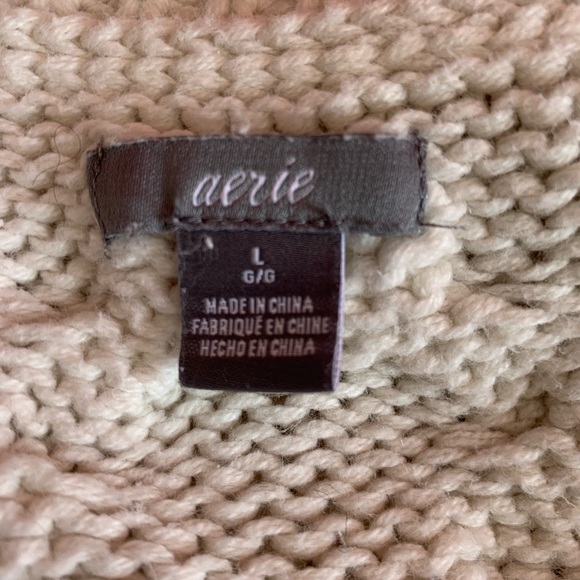 Comfy Aerie Sweater ☁️ - Picture 2 of 2